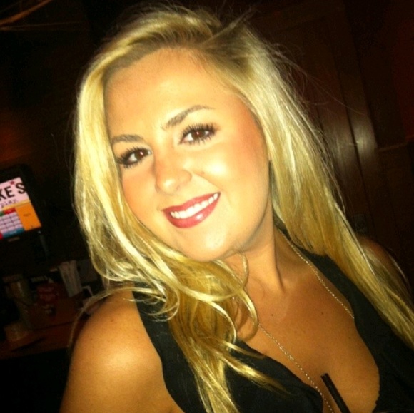 Meet your Posher, Meredith - Picture 1 of 1